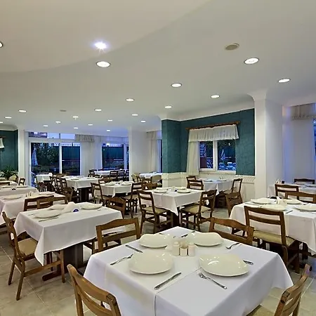 Hotel Moonflower Aparts&suites 4*